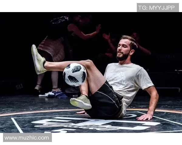 球星卡与花式足球的完美结合如何推动运动文化的新风潮